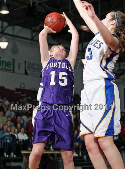 Thumbnail 3 in Portola vs. Hamilton (CIF NS D5 Final) photogallery.