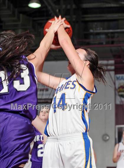 Thumbnail 1 in Portola vs. Hamilton (CIF NS D5 Final) photogallery.