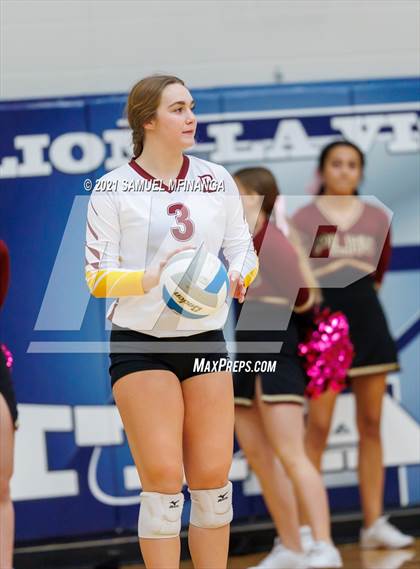 Thumbnail 3 in Papillion-LaVista vs. Omaha Central photogallery.