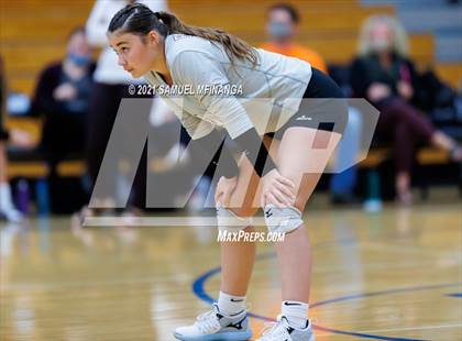 Thumbnail 2 in Papillion-LaVista vs. Omaha Central photogallery.