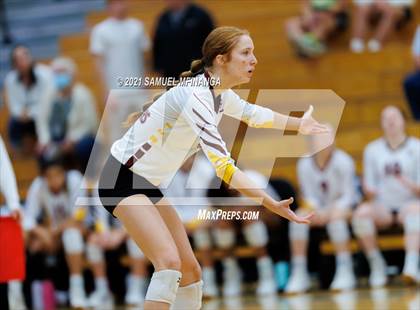 Thumbnail 1 in Papillion-LaVista vs. Omaha Central photogallery.