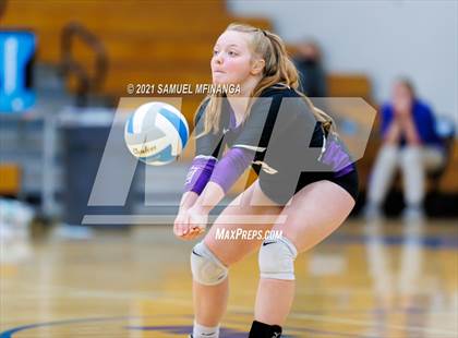 Thumbnail 1 in Papillion-LaVista vs. Omaha Central photogallery.