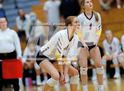 Thumbnail 2 in Papillion-LaVista vs. Omaha Central photogallery.