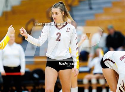 Thumbnail 3 in Papillion-LaVista vs. Omaha Central photogallery.