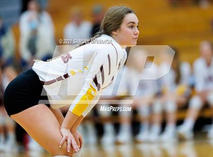 Thumbnail 3 in Papillion-LaVista vs. Omaha Central photogallery.