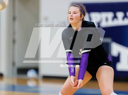 Thumbnail 1 in Papillion-LaVista vs. Omaha Central photogallery.