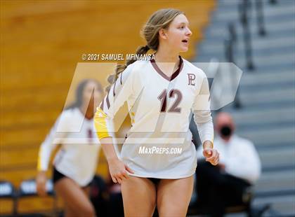 Thumbnail 2 in Papillion-LaVista vs. Omaha Central photogallery.