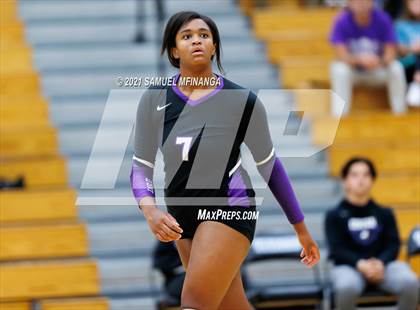 Thumbnail 2 in Papillion-LaVista vs. Omaha Central photogallery.