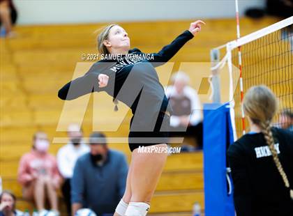Thumbnail 2 in Papillion-LaVista vs. Omaha Central photogallery.