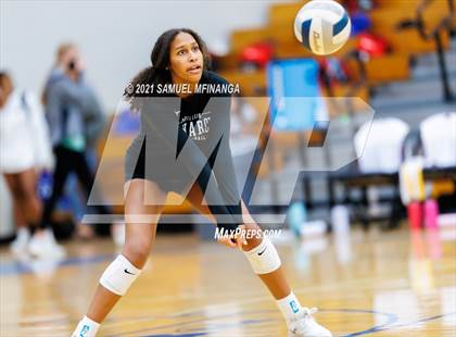 Thumbnail 3 in Papillion-LaVista vs. Omaha Central photogallery.