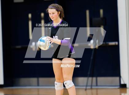 Thumbnail 2 in Papillion-LaVista vs. Omaha Central photogallery.