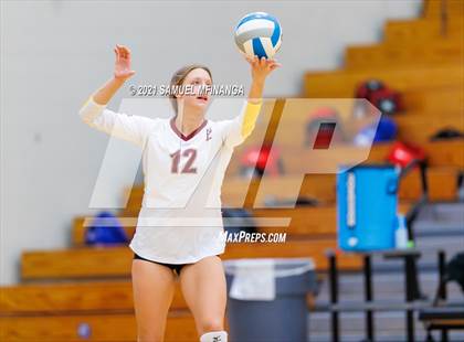 Thumbnail 3 in Papillion-LaVista vs. Omaha Central photogallery.