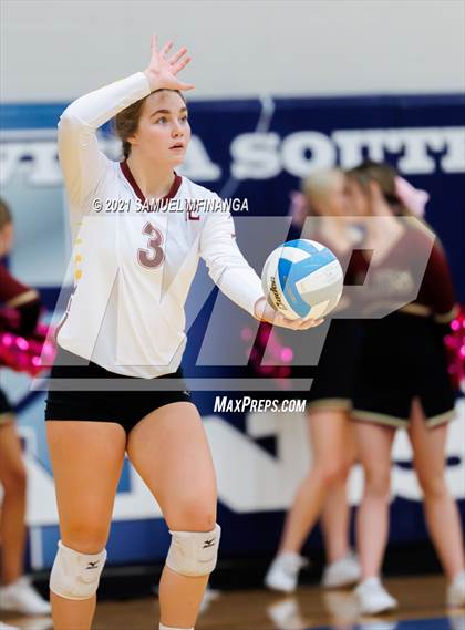 Thumbnail 1 in Papillion-LaVista vs. Omaha Central photogallery.