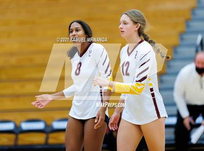 Thumbnail 2 in Papillion-LaVista vs. Omaha Central photogallery.