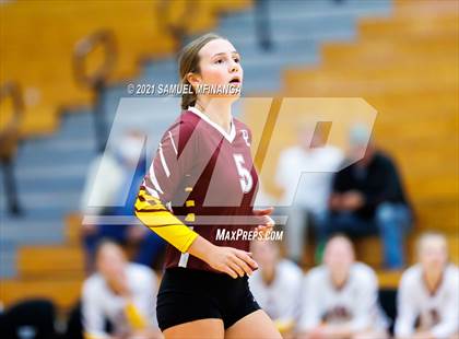 Thumbnail 1 in Papillion-LaVista vs. Omaha Central photogallery.