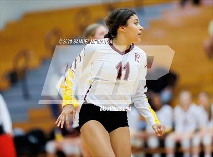 Thumbnail 2 in Papillion-LaVista vs. Omaha Central photogallery.