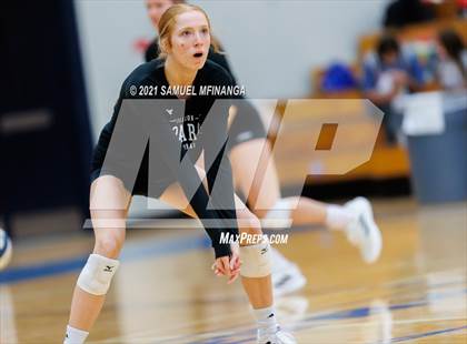 Thumbnail 2 in Papillion-LaVista vs. Omaha Central photogallery.