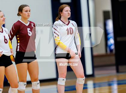 Thumbnail 1 in Papillion-LaVista vs. Omaha Central photogallery.
