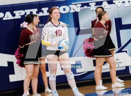 Thumbnail 3 in Papillion-LaVista vs. Omaha Central photogallery.