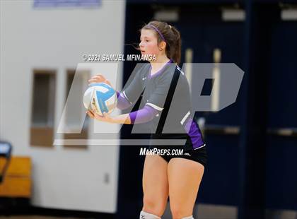 Thumbnail 1 in Papillion-LaVista vs. Omaha Central photogallery.
