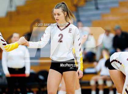Thumbnail 2 in Papillion-LaVista vs. Omaha Central photogallery.