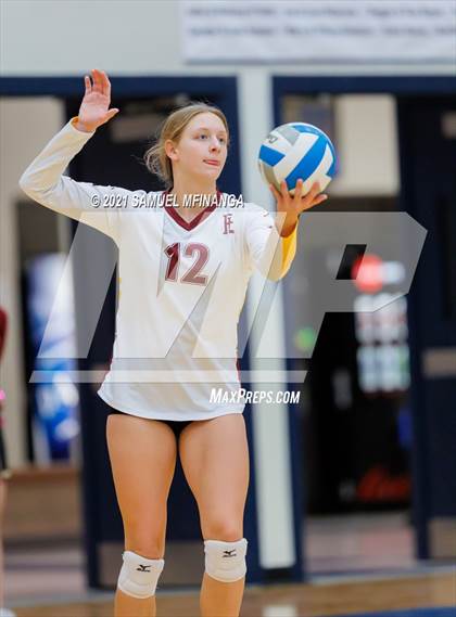 Thumbnail 1 in Papillion-LaVista vs. Omaha Central photogallery.