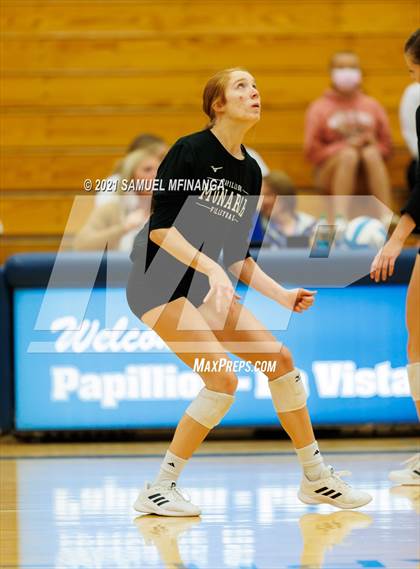 Thumbnail 1 in Papillion-LaVista vs. Omaha Central photogallery.