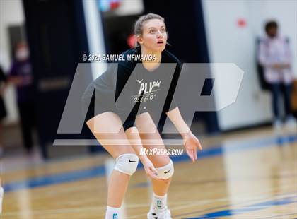 Thumbnail 3 in Papillion-LaVista vs. Omaha Central photogallery.