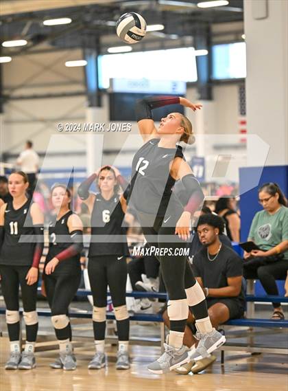 Thumbnail 1 in Mater Dei vs. Hamilton (Nike TOC Southwest) photogallery.
