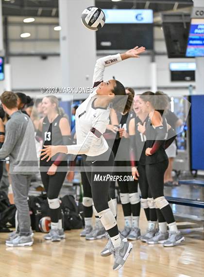 Thumbnail 1 in Mater Dei vs. Hamilton (Nike TOC Southwest) photogallery.
