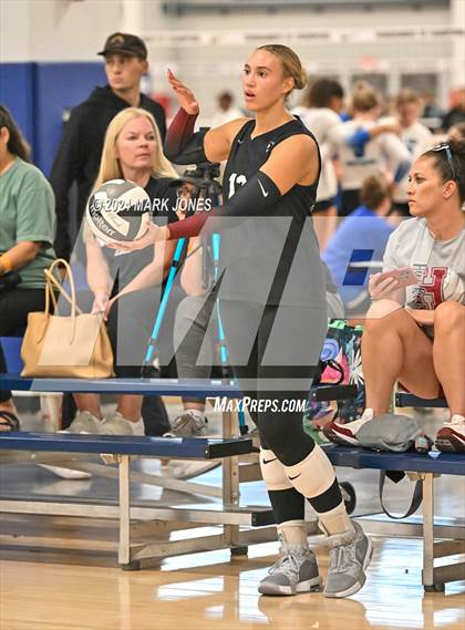 Thumbnail 3 in Mater Dei vs. Hamilton (Nike TOC Southwest) photogallery.