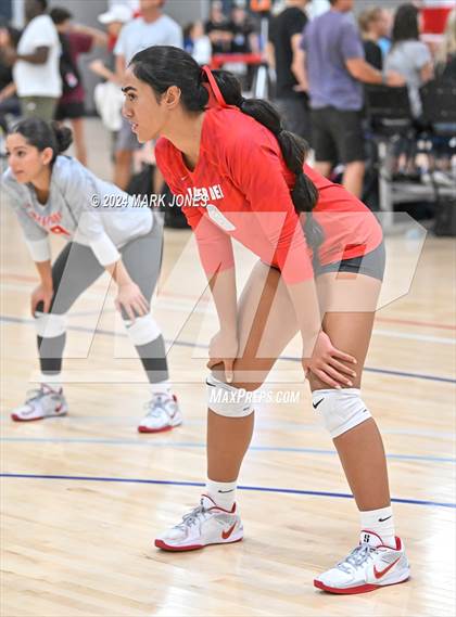 Thumbnail 1 in Mater Dei vs. Hamilton (Nike TOC Southwest) photogallery.