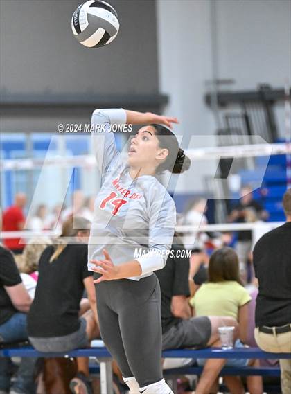 Thumbnail 2 in Mater Dei vs. Hamilton (Nike TOC Southwest) photogallery.
