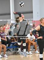 Photo from the gallery "Mater Dei vs. Hamilton (Nike TOC Southwest)"