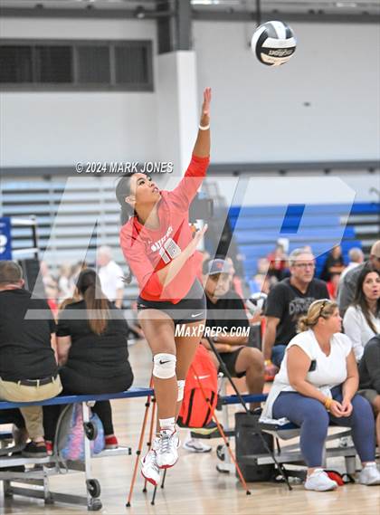 Thumbnail 2 in Mater Dei vs. Hamilton (Nike TOC Southwest) photogallery.