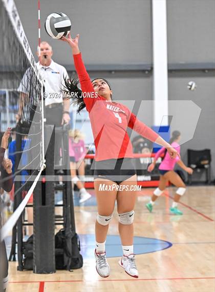 Thumbnail 1 in Mater Dei vs. Hamilton (Nike TOC Southwest) photogallery.