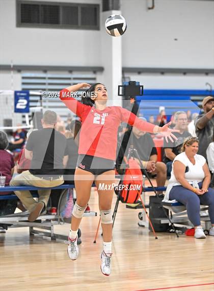 Thumbnail 1 in Mater Dei vs. Hamilton (Nike TOC Southwest) photogallery.