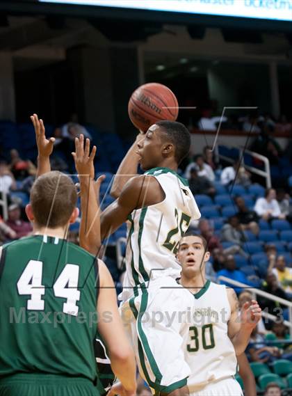 Thumbnail 2 in Christ School vs Ravenscroft (MLK North Carolina Scholastic Classic) photogallery.