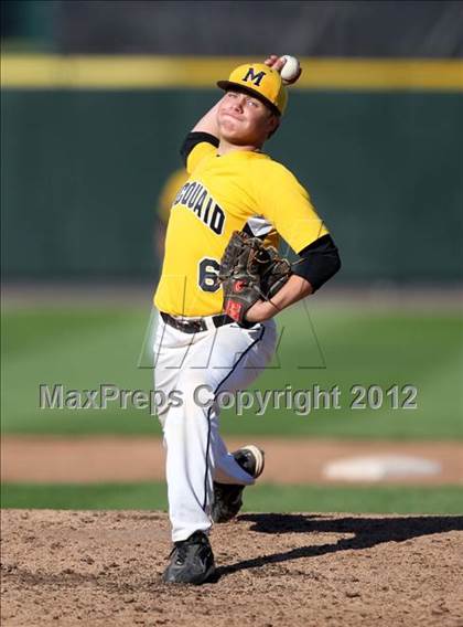 Thumbnail 3 in McQuaid vs Victor (NYSPHSAA Section 5 Class AA Final) photogallery.