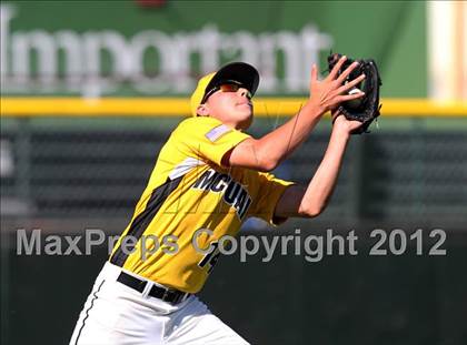 Thumbnail 3 in McQuaid vs Victor (NYSPHSAA Section 5 Class AA Final) photogallery.