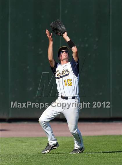 Thumbnail 2 in McQuaid vs Victor (NYSPHSAA Section 5 Class AA Final) photogallery.