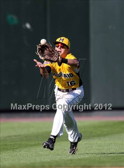 Thumbnail 3 in McQuaid vs Victor (NYSPHSAA Section 5 Class AA Final) photogallery.