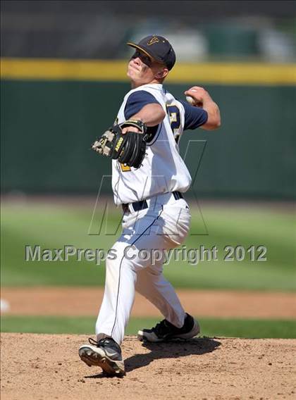 Thumbnail 2 in McQuaid vs Victor (NYSPHSAA Section 5 Class AA Final) photogallery.