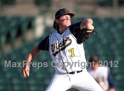 Thumbnail 1 in McQuaid vs Victor (NYSPHSAA Section 5 Class AA Final) photogallery.