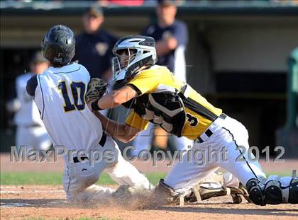 Thumbnail 2 in McQuaid vs Victor (NYSPHSAA Section 5 Class AA Final) photogallery.