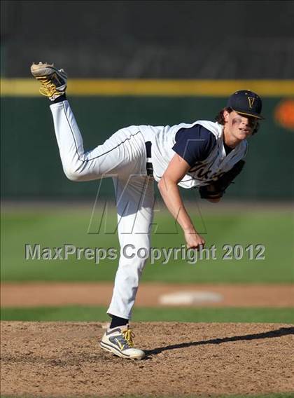 Thumbnail 1 in McQuaid vs Victor (NYSPHSAA Section 5 Class AA Final) photogallery.