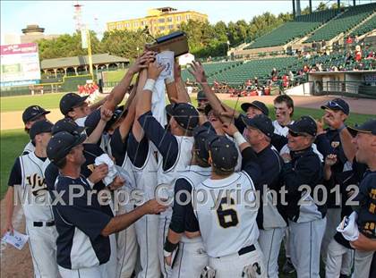 Thumbnail 1 in McQuaid vs Victor (NYSPHSAA Section 5 Class AA Final) photogallery.