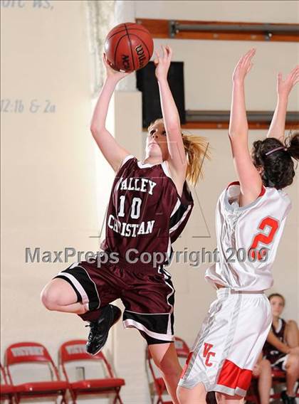 Thumbnail 2 in Valley Christian vs. Victory Christian (Lady Viking Classic) photogallery.