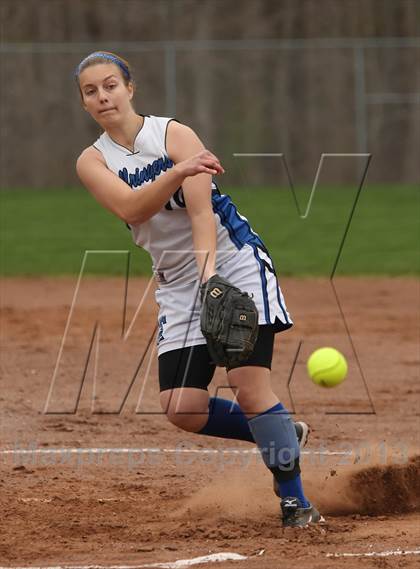 Thumbnail 2 in Coginchaug Regional @ East Hampton photogallery.