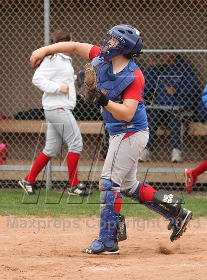 Thumbnail 3 in Coginchaug Regional @ East Hampton photogallery.